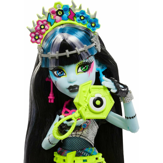 Păpușă Monster High Frankie Stein - Jucarii si jocuri, Păpuși și figurine