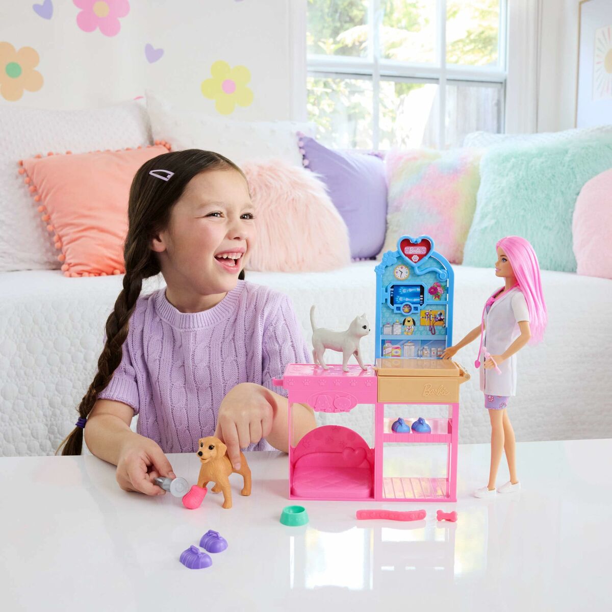 Playset Barbie Veterinarian Clinic 15 Piese - Jucarii si jocuri, Păpuși și figurine