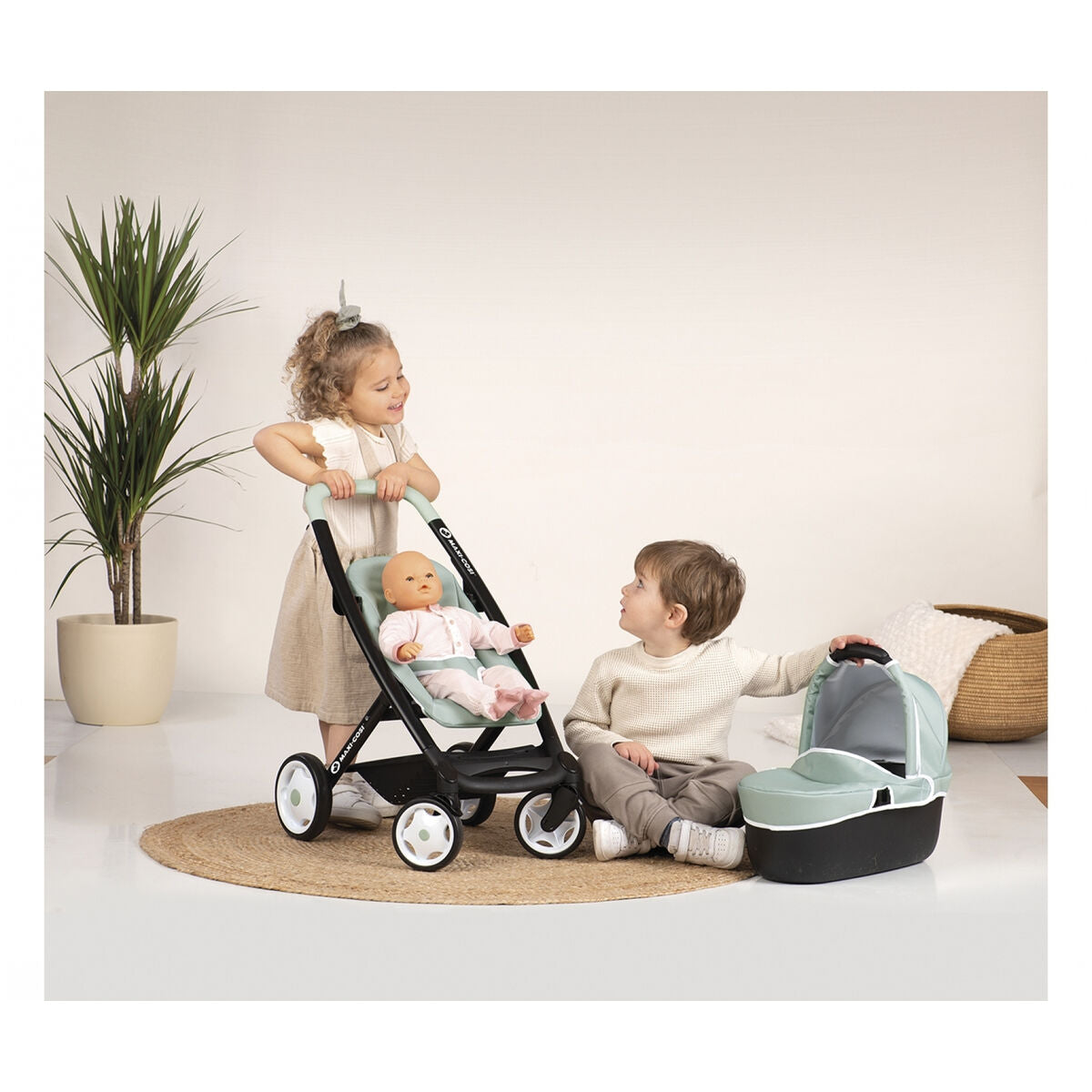 Cărucior pentru Păpuși Smoby Maxi-Cosi Pushchair 64 cm - Jucarii si jocuri, Păpuși și accesorii