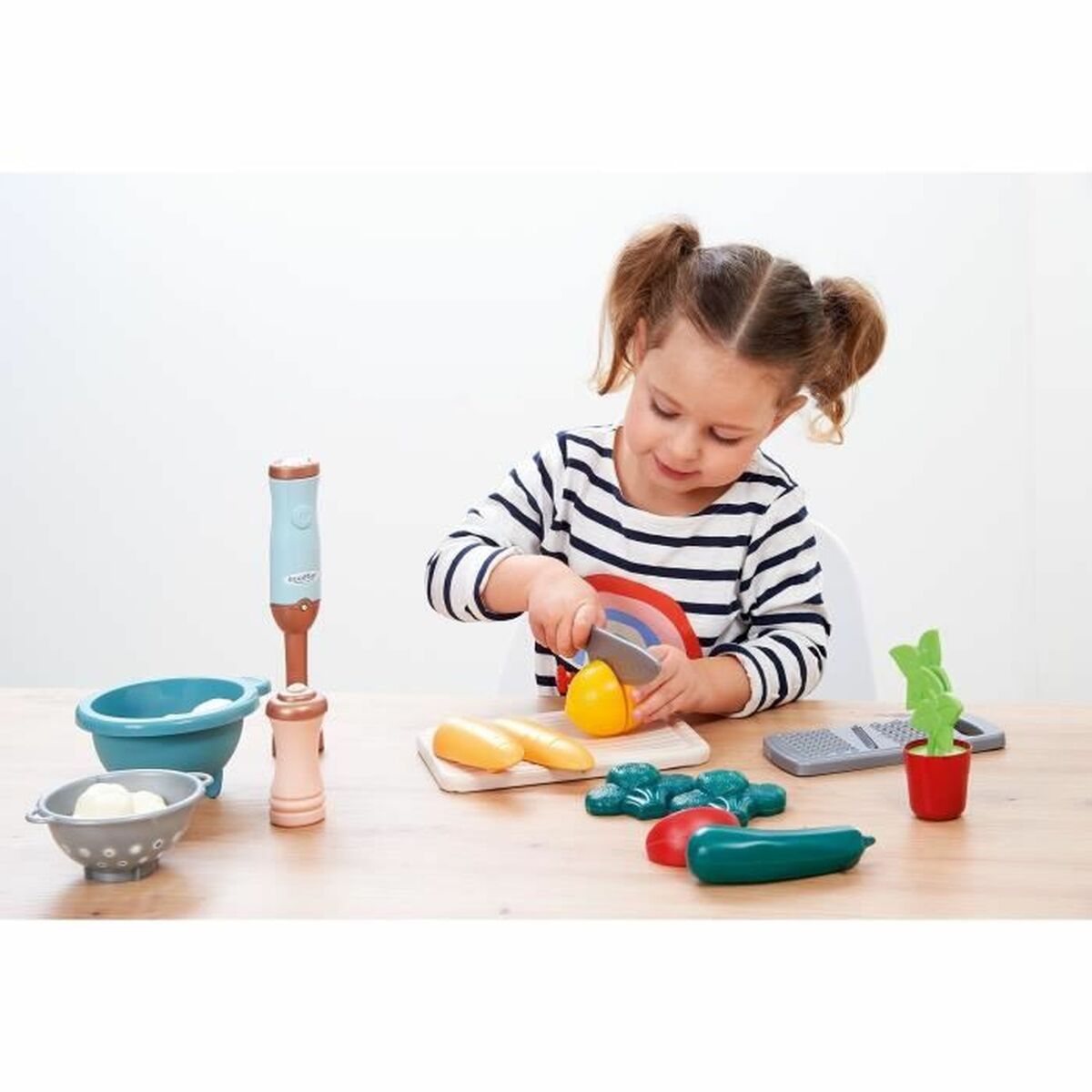 Set de feluri de mâncare Ecoiffier Delicious - Jucarii si jocuri, Imitații de jocuri