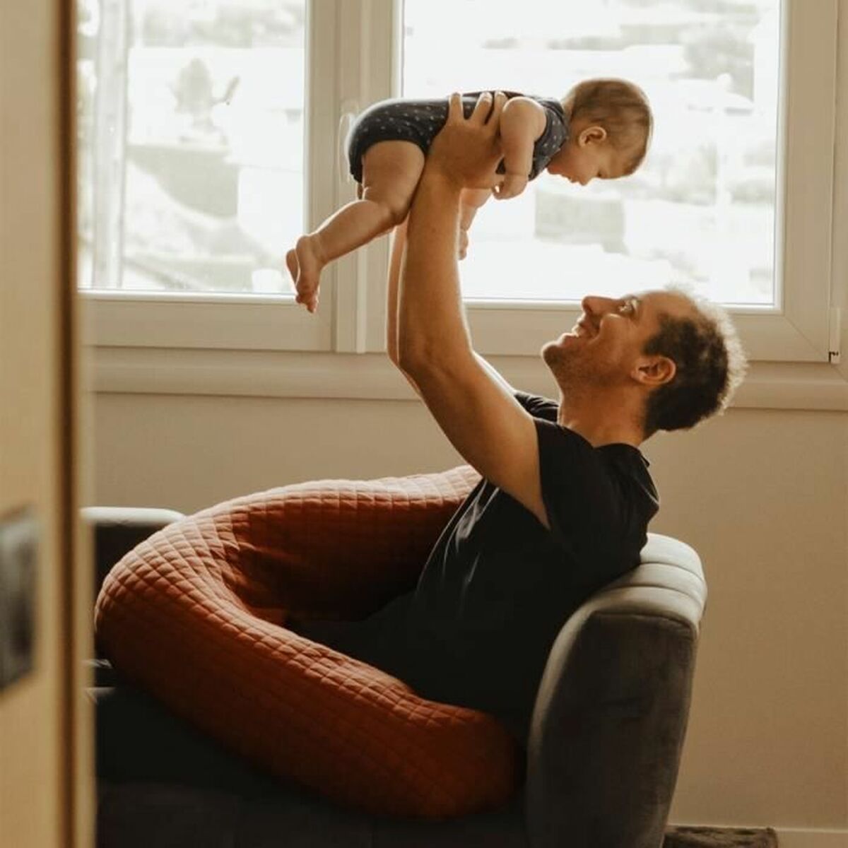 Breastfeeding Cushion Béaba Teracotă - Bebelus, Alăptarea și hrănirea