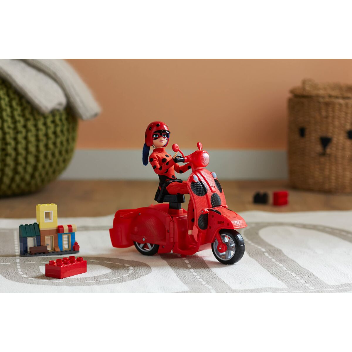Figurine de Acțiune Miraculous: Tales of Ladybug & Cat Noir Motocicletă - Jucarii si jocuri, Păpuși și figurine