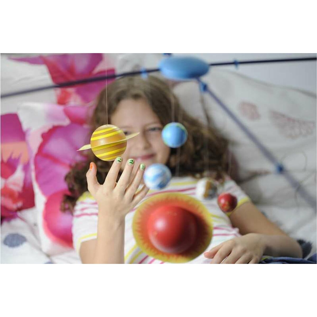 Joc Educativ Hape Kit sistema solare rotante in 3D 37,3 x 28,3 x 6,5 cm - Jucarii si jocuri, Jocuri și accesorii