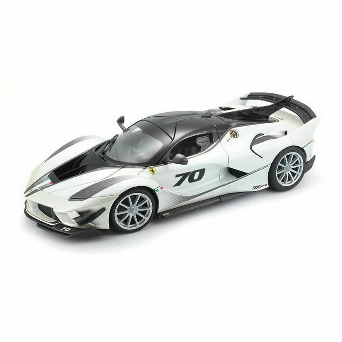 Mașină Bburago Ferrari FXX K-EVO #70 PE 1:18 - Jucarii si jocuri, Vehicule