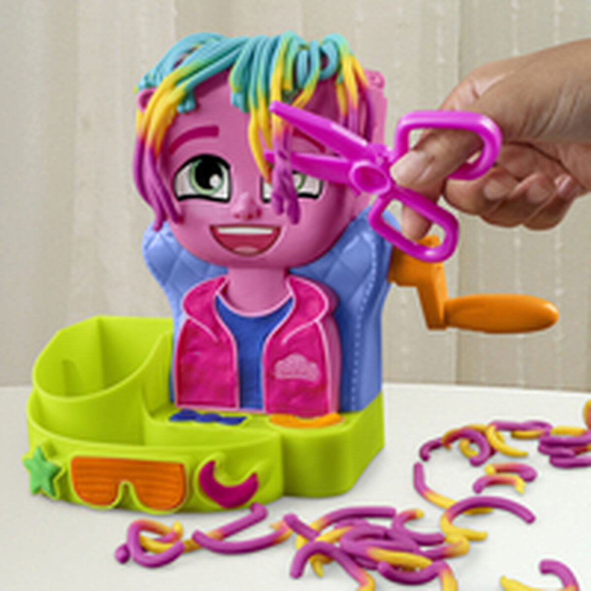 Joc de Plastilină Hasbro Playdoh Accesorii 6 Vase Coafură - Jucarii si jocuri, Activități creative
