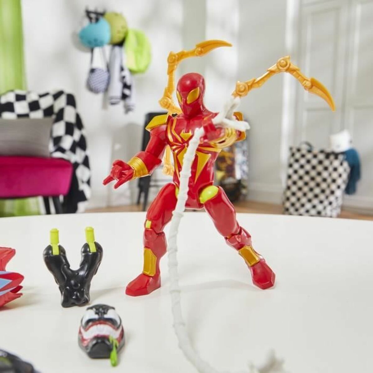 Figura îmbinată Hasbro MixMashers Iron Spider Deluxe - Jucarii si jocuri, Păpuși și figurine
