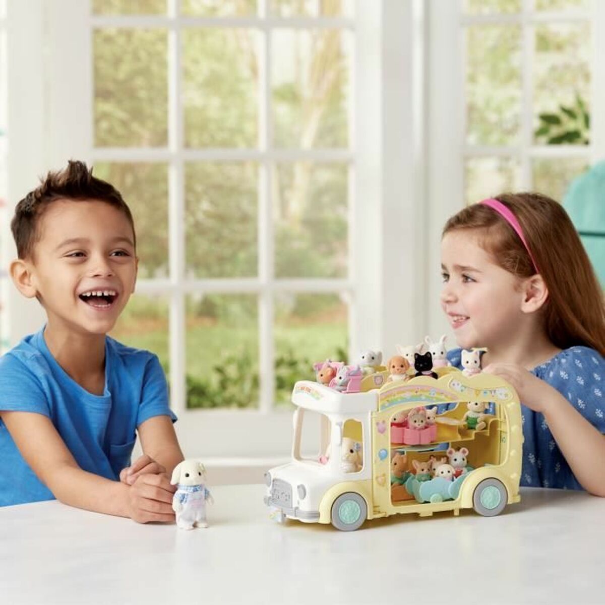 Accesorii pentru căsuțe de păpuși Sylvanian Families 5744 Rainbow Fun Nursery Bus - Jucarii si jocuri, Păpuși și accesorii
