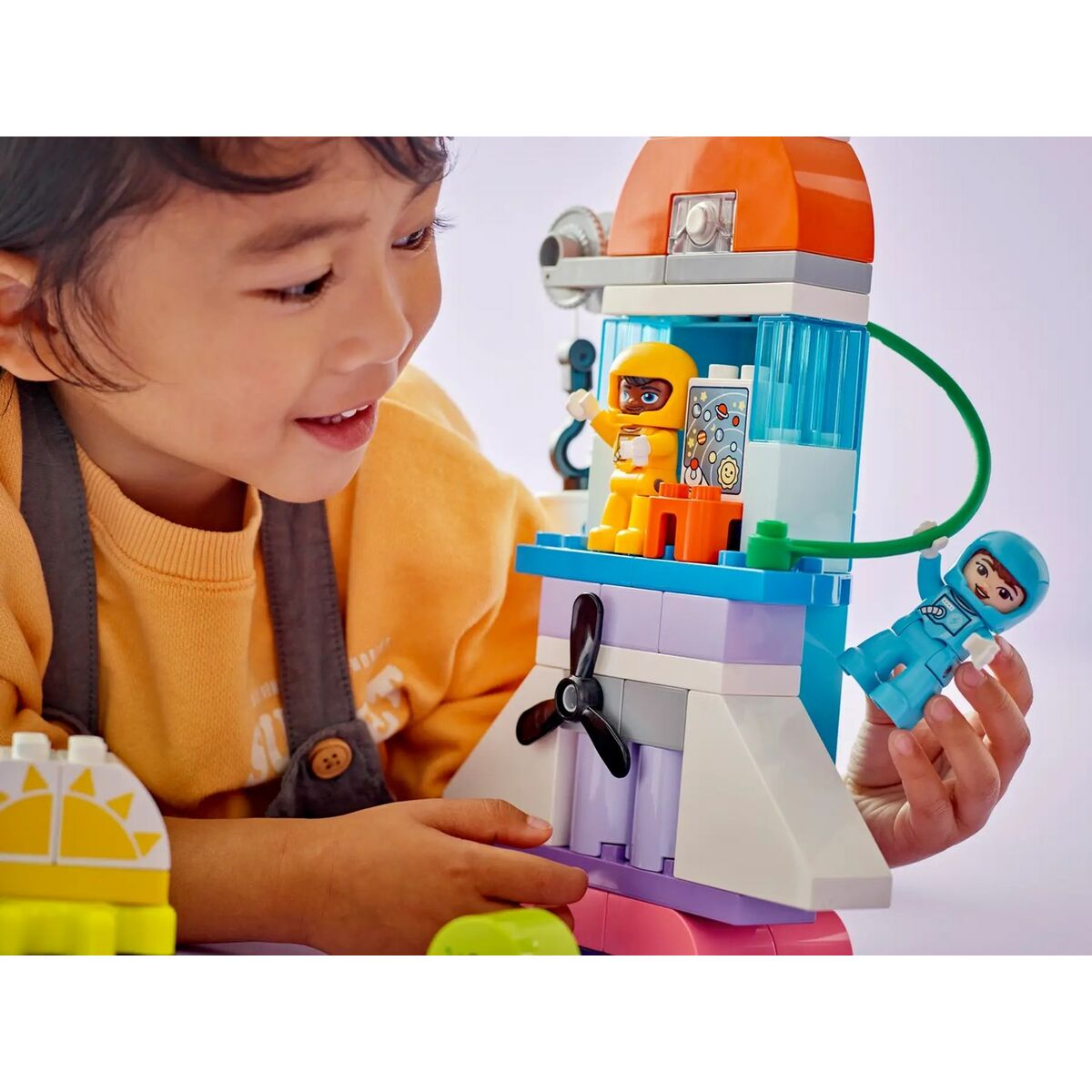 Playset Lego 10422 3 in 1 Space Shuttle Adventure 58 Piese - Jucarii si jocuri, Păpuși și figurine