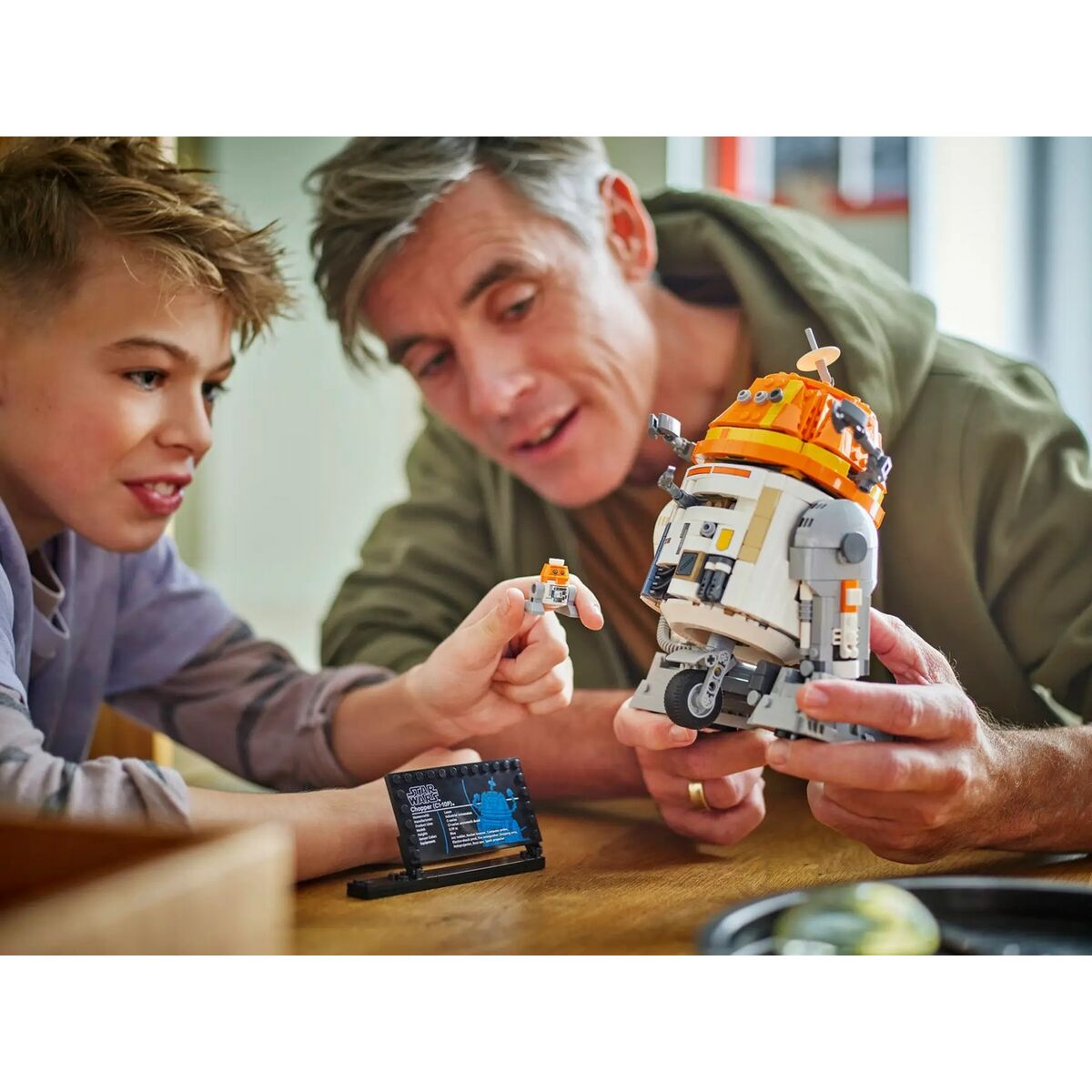 Set de Construcție Lego STAR WARS 75416 Chopper (C1-10P) 1039 Piese - Jucarii si jocuri