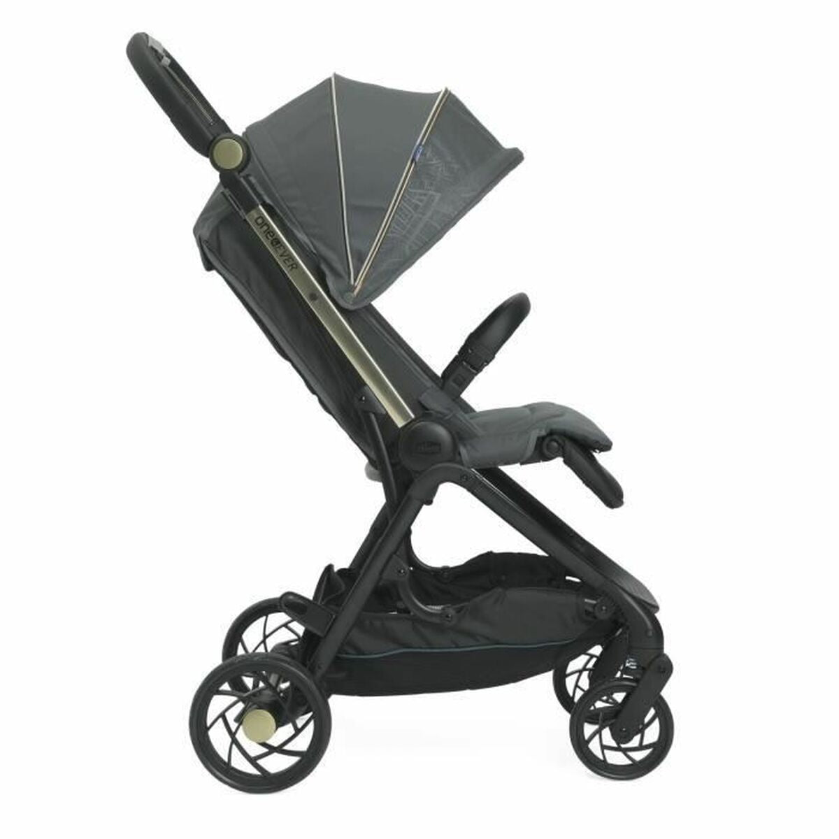 Cărucior de plimbat bebe Chicco Verde - Bebelus, Cărucioare, scaune și accesorii