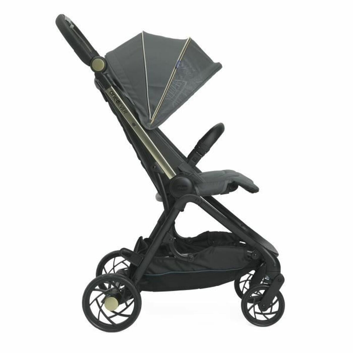 Cărucior de plimbat bebe Chicco Verde - Bebelus, Cărucioare, scaune și accesorii