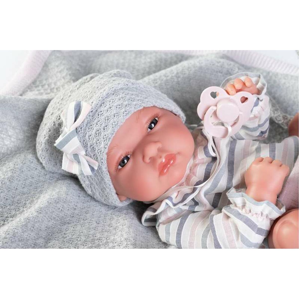 Păpușă bebeluș Antonio Juan 33 cm - Jucarii si jocuri, Păpuși și accesorii