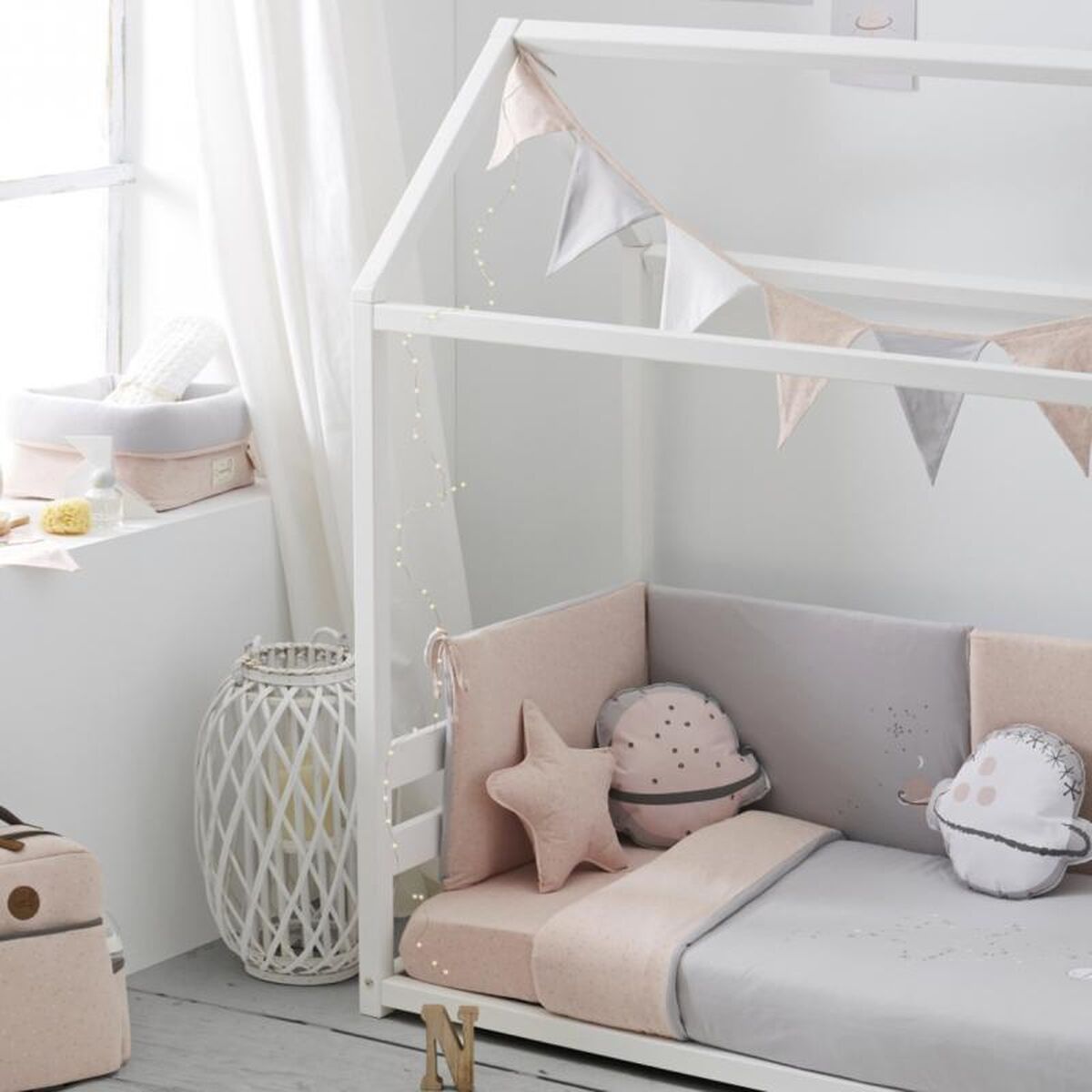 Structură din lemn Pirulos NA - Acasă și bucătărie, Mobilă