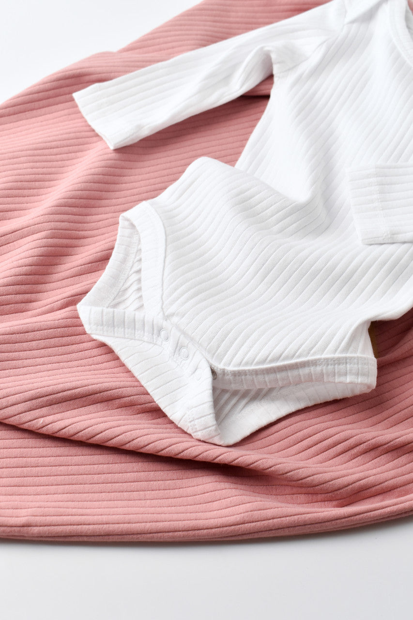 Body Bebe Unisex cu maneca lunga din 95% bumbac organic cu 5% elastan - Alb, BabyCosy