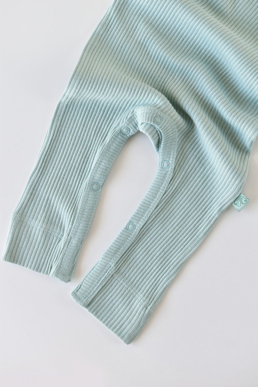Salopeta cu maneca lunga si pantaloni lungi din bumbac organic si modal - Mint BabyCosy