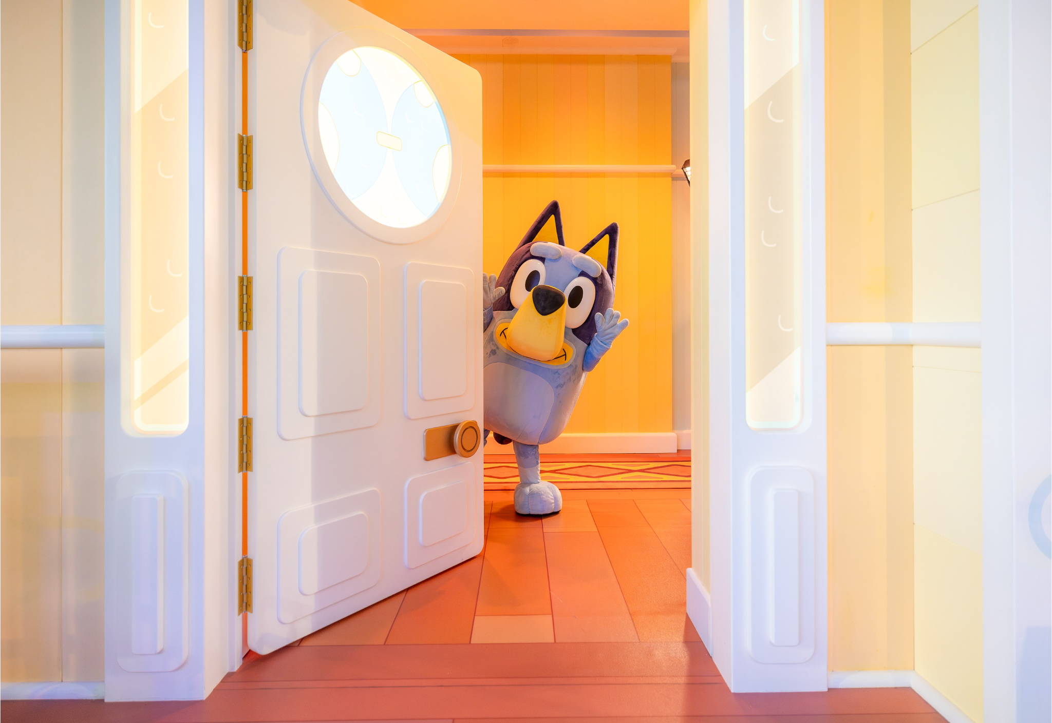 Bluey – Figurine, Seturi de Joacă și Plușuri