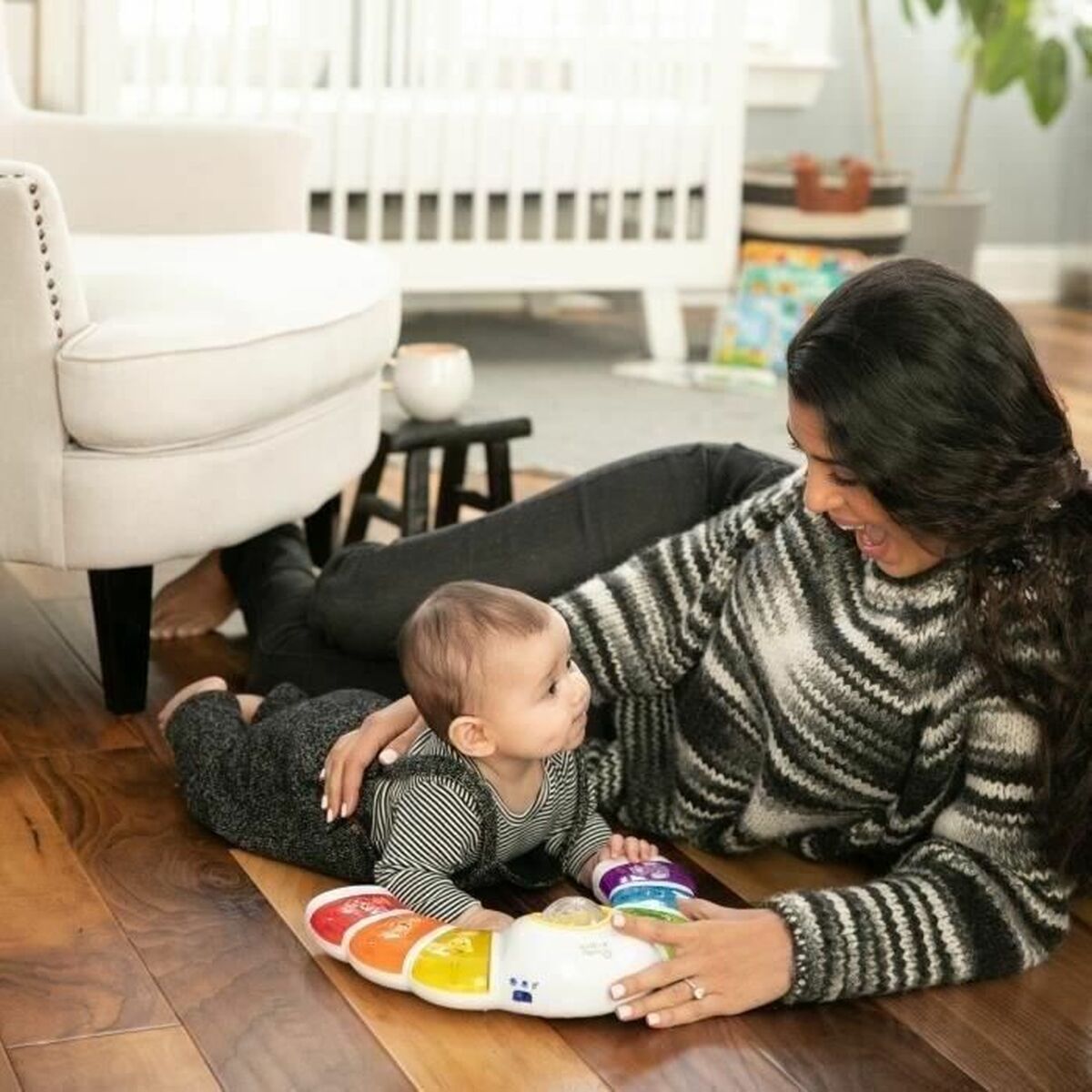 Arcul de activități pentru bebeluși Baby Einstein Glow & Discover Light Bar Multicolor - Bebelus, Jucăriile copilăriei timpurii