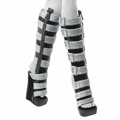 Păpușă Monster High Clawdeen - Jucarii si jocuri, Păpuși și accesorii