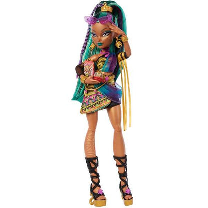 Păpușă Monster High Nefera - Jucarii si jocuri, Păpuși și accesorii