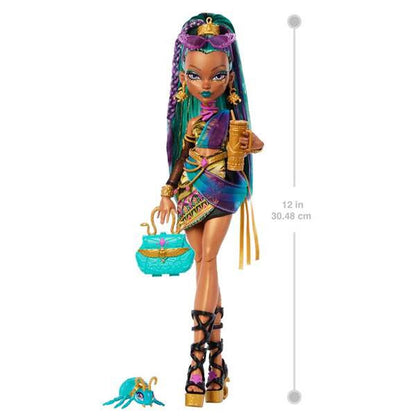 Păpușă Monster High Nefera - Jucarii si jocuri, Păpuși și accesorii