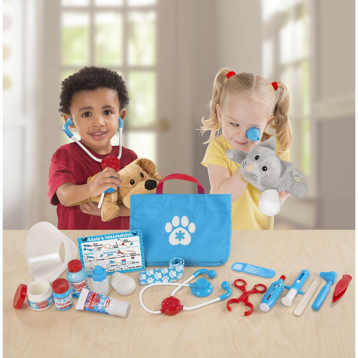Trusă medicală de jucărie cu accesorii Melissa & Doug - Jucarii si jocuri, Imitații de jocuri