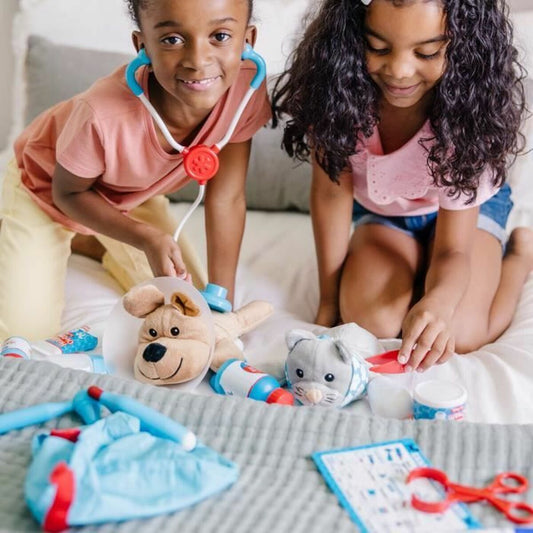 Trusă medicală de jucărie cu accesorii Melissa & Doug - Jucarii si jocuri, Imitații de jocuri