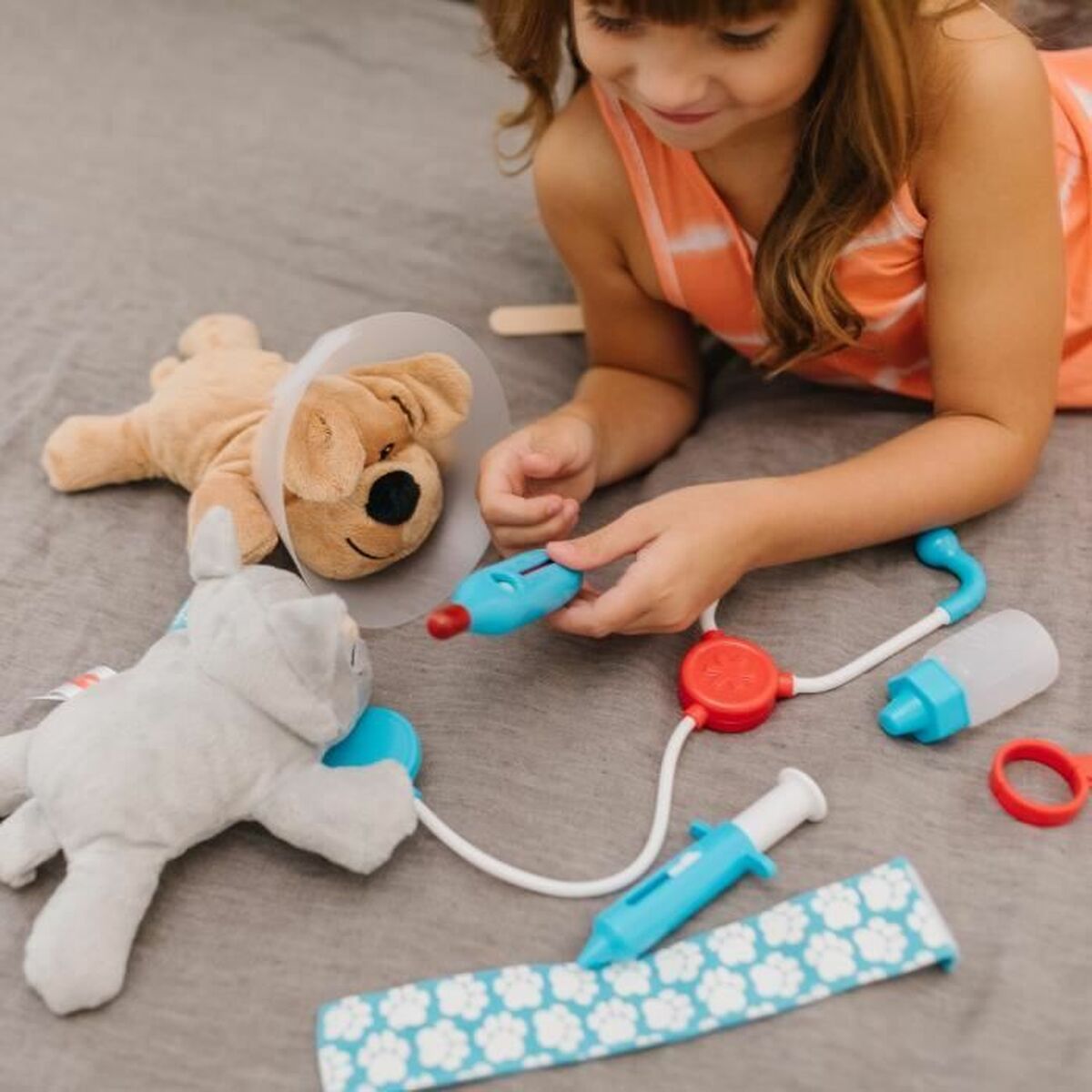 Trusă medicală de jucărie cu accesorii Melissa & Doug - Jucarii si jocuri, Imitații de jocuri