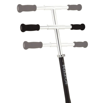 Trotinetă Scuter Carbon Lux Razor 13073003 Negru Argintiu - Sport și în aer liber, Mobilitate urbană