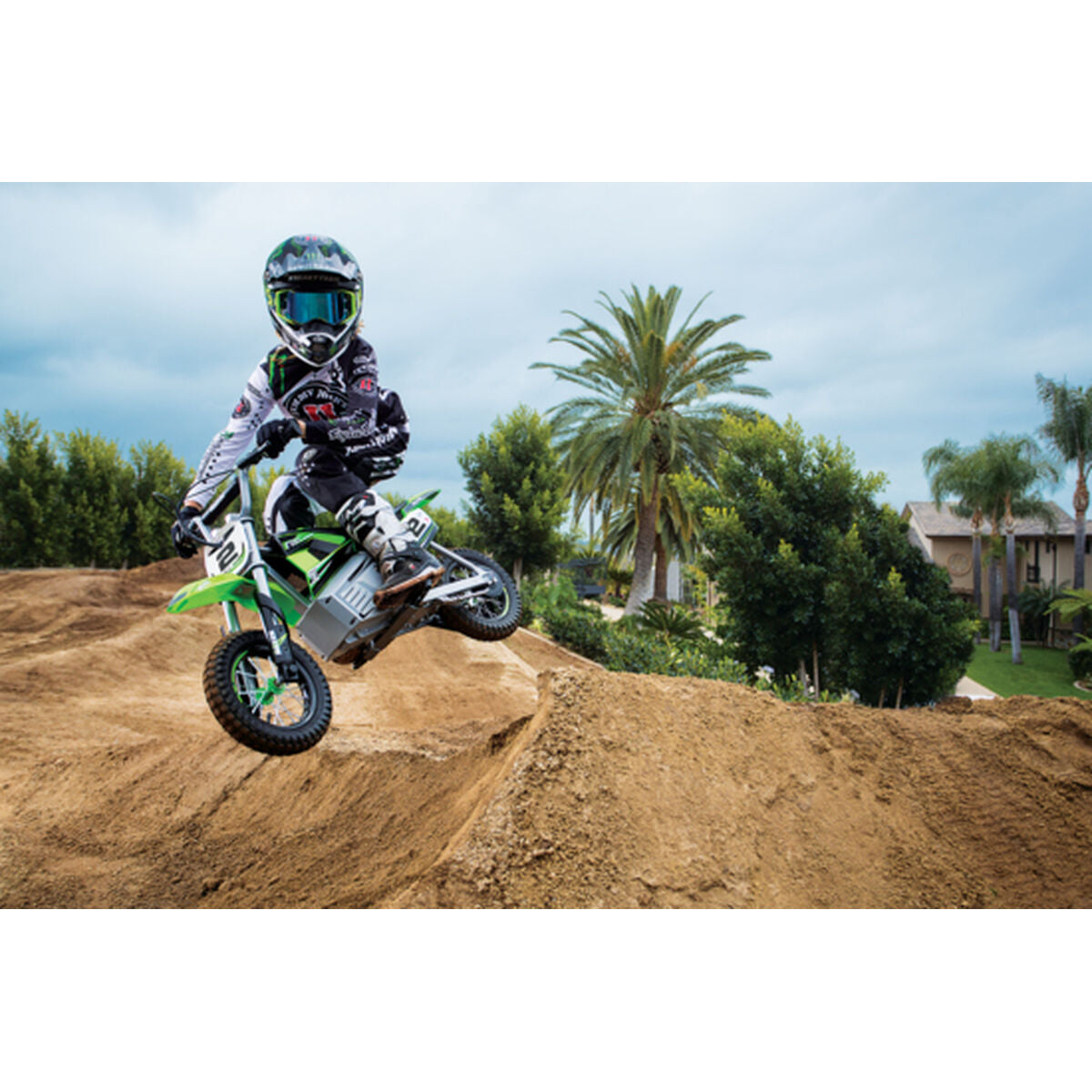 Scooter electric pentru copii Razor Dirt Rocket SX350 McGrath Alb Negru Verde Gri - Jucarii si jocuri, În aer liber și sport