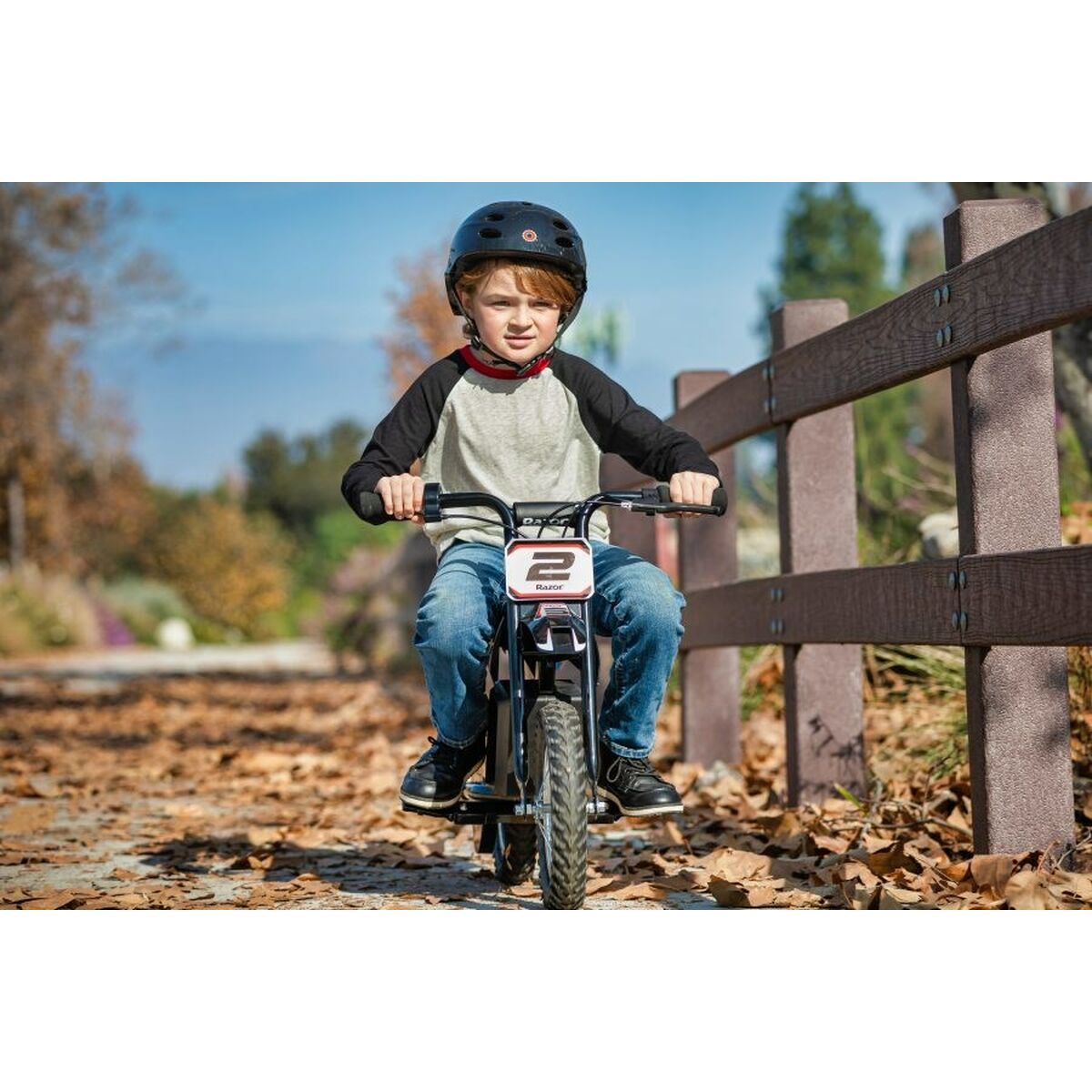 Scooter electric pentru copii Razor MX125 Alb Crom - Jucarii si jocuri, În aer liber și sport