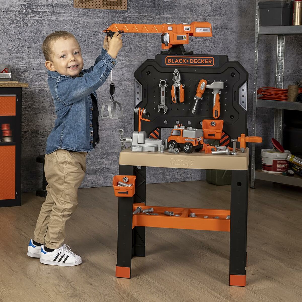 Atelier/Bancă de Lucru Smoby Black+Decker cu Macara, Set de Scule 95 Piese - Jucarii si jocuri, Imitații de jocuri
