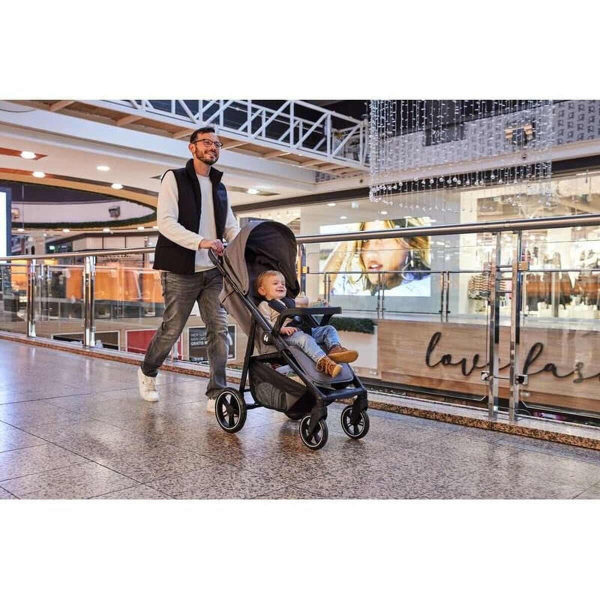 Cărucior de plimbat bebe Hauck - Bebelus, Cărucioare, scaune și accesorii