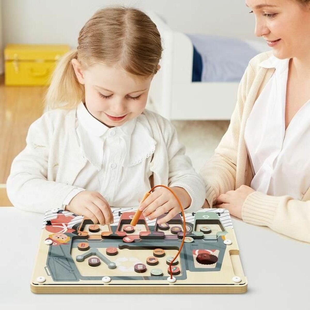 Centru de activităţi TOP BRIGHT - Bebelus, Jucăriile copilăriei timpurii