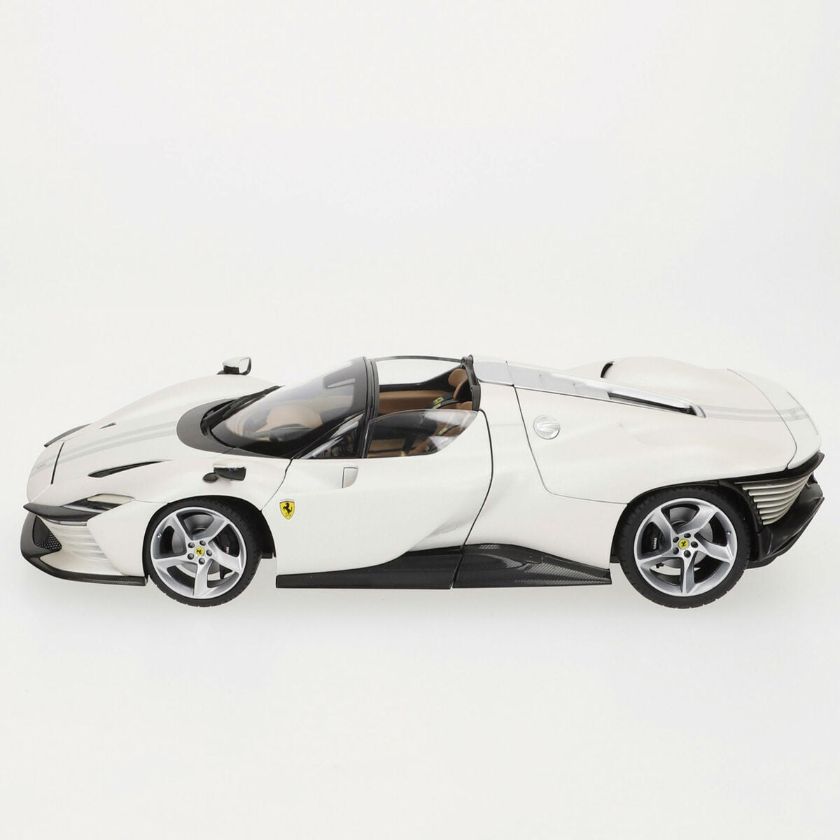 Mașină Bburago Ferrari Daytona SP 1:18 - Jucarii si jocuri, Vehicule