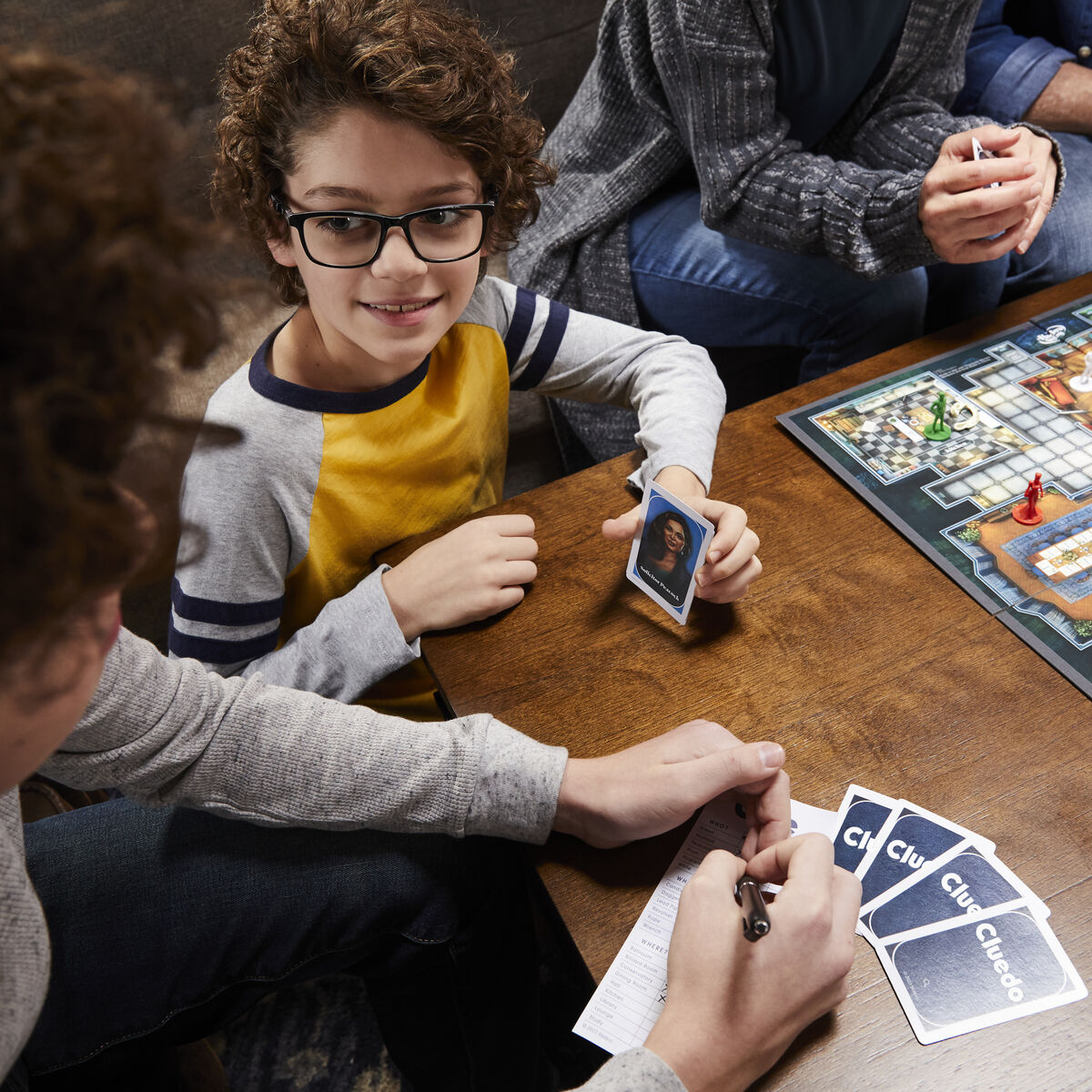Joc de Masă Hasbro Cluedo (FR) Multicolor - Jucarii si jocuri, Jocuri și accesorii