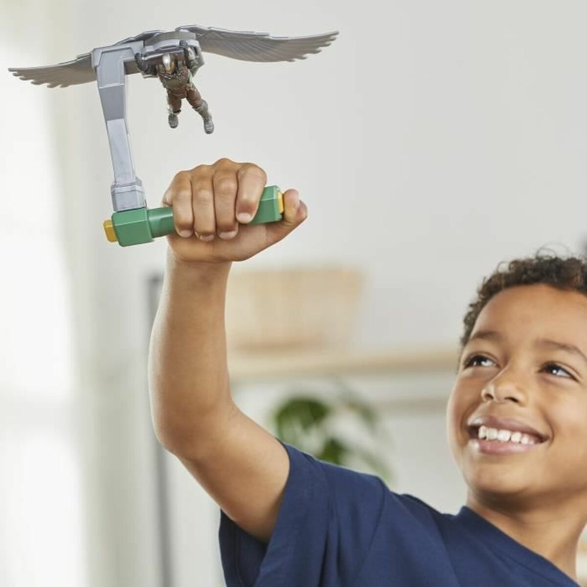 Figura îmbinată Hasbro Halcón Milenario - Jucarii si jocuri, Păpuși și figurine