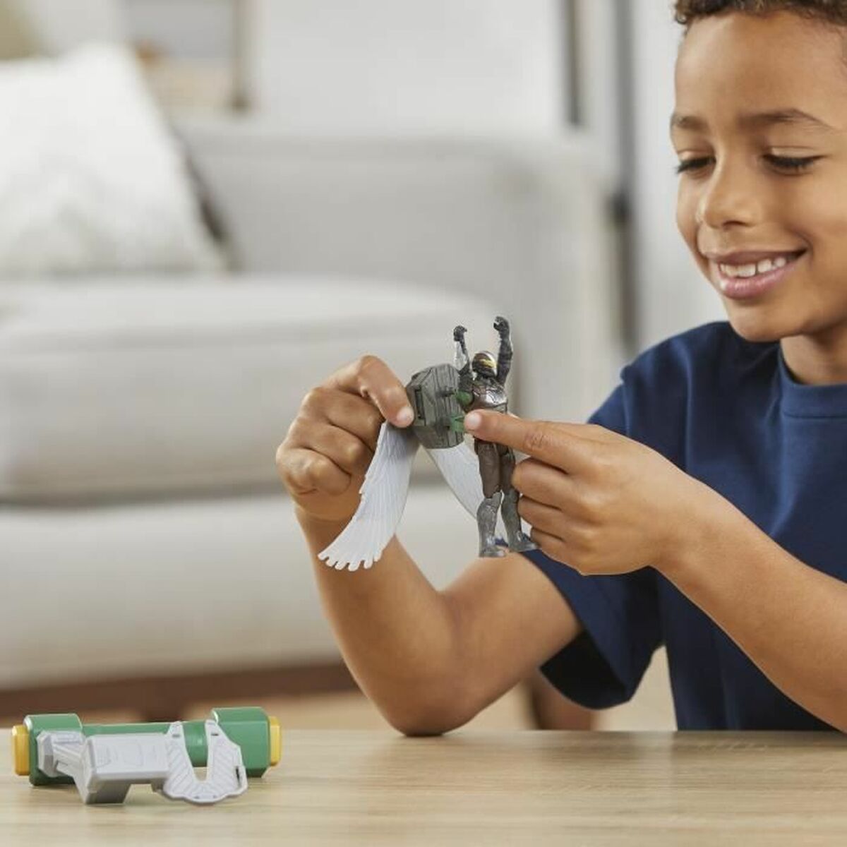 Figura îmbinată Hasbro Halcón Milenario - Jucarii si jocuri, Păpuși și figurine