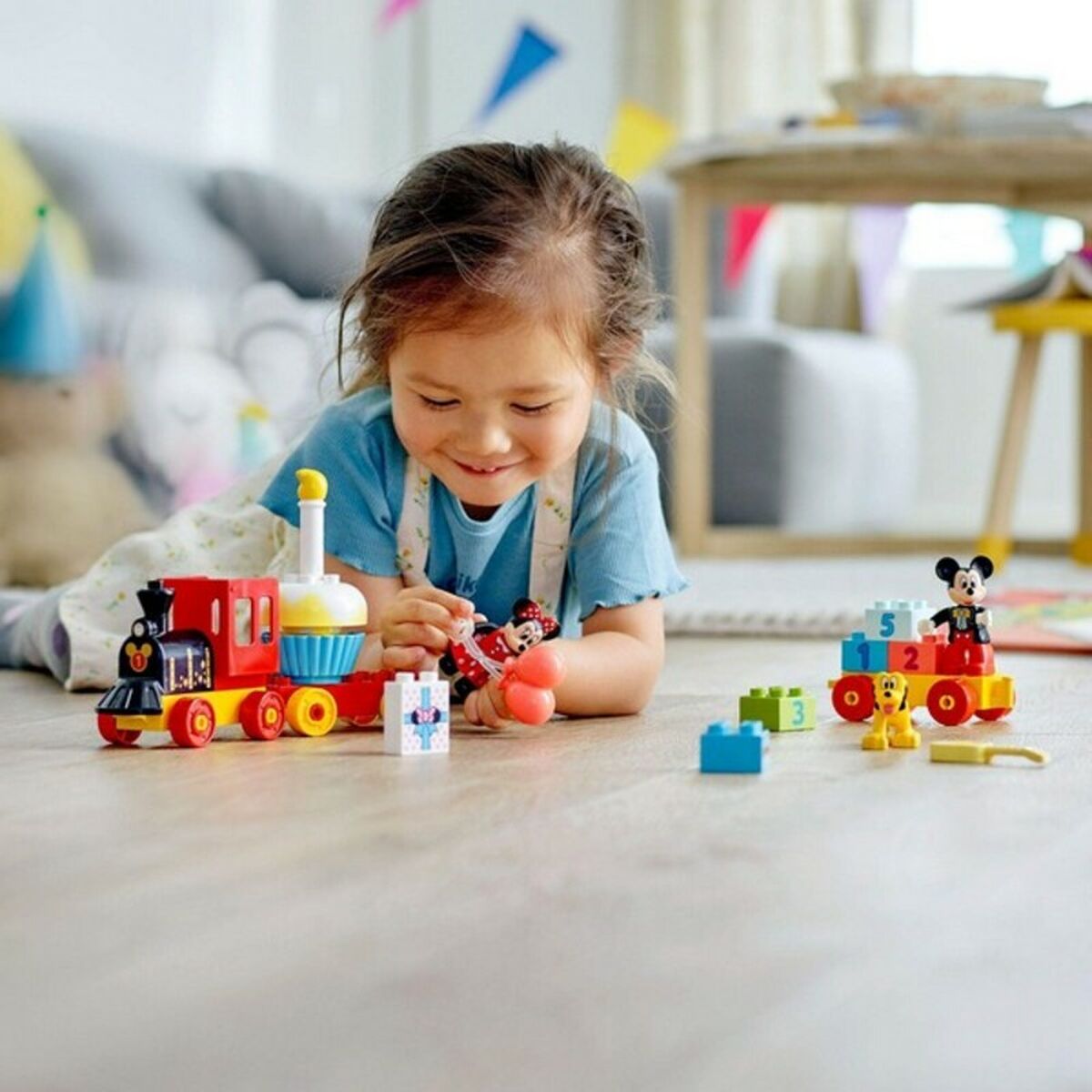 Playset Duplo Mickey and Minnie Birthday Train Lego 10941 Mickey and Minnie Birthday Train 36 cm - Jucarii si jocuri, Păpuși și figurine