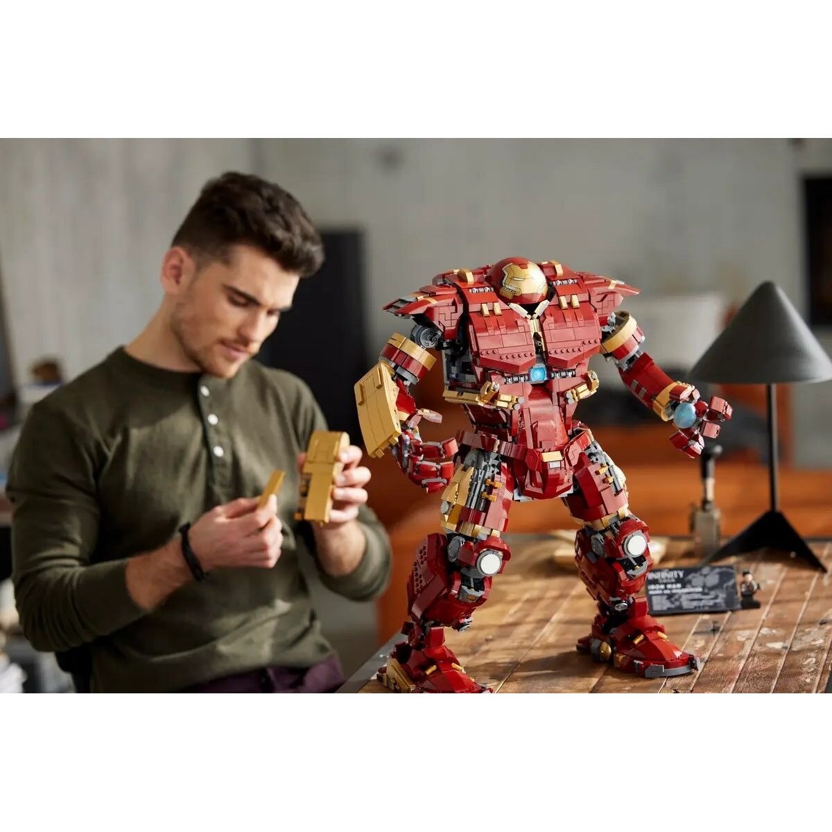 Set de Construcție Lego MARVEL 76210 HULKBUSTER 4049 Piese - Jucarii si jocuri