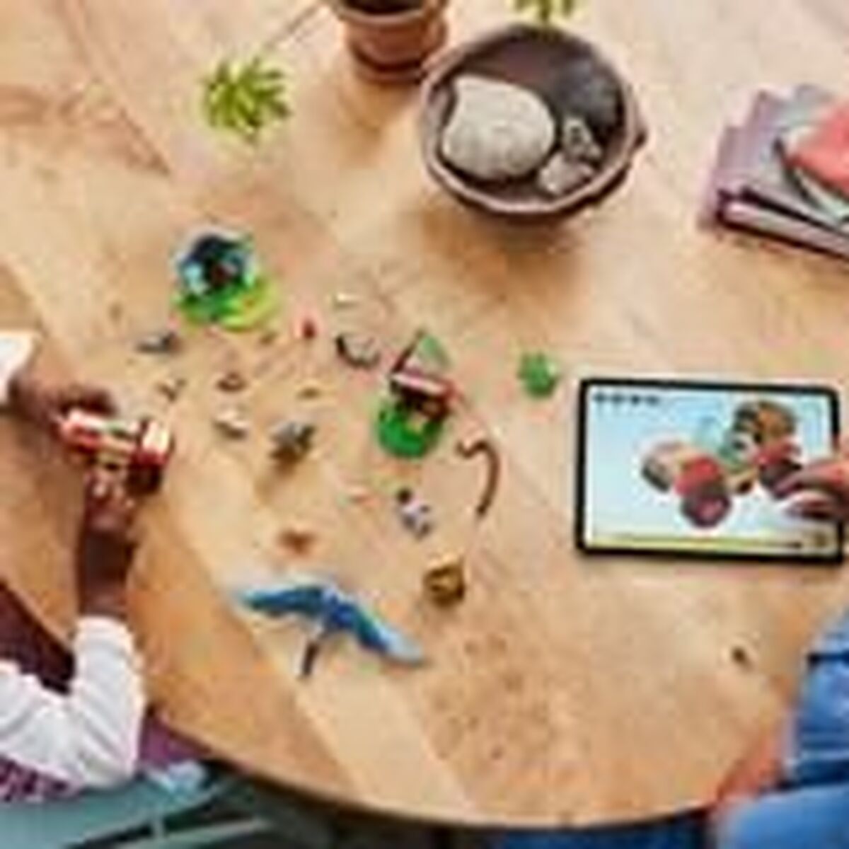 Set de Construcție Lego 76963 Jurassic World Baby Dinosaur Rescue Center Multicolor - Jucarii si jocuri