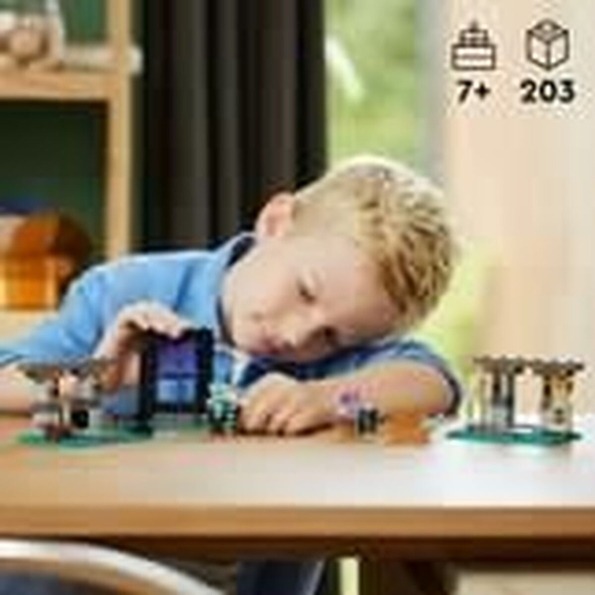Playset Lego Minecraft: The Armoury - Jucarii si jocuri, Păpuși și figurine