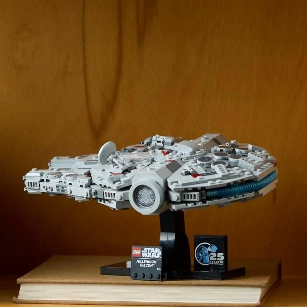 Set de Construcție Lego Star Wars 75375 Millennium Falcon Multicolor 921 Piese - Jucarii si jocuri
