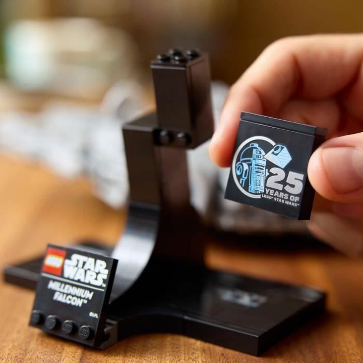 Set de Construcție Lego Star Wars 75375 Millennium Falcon Multicolor 921 Piese - Jucarii si jocuri