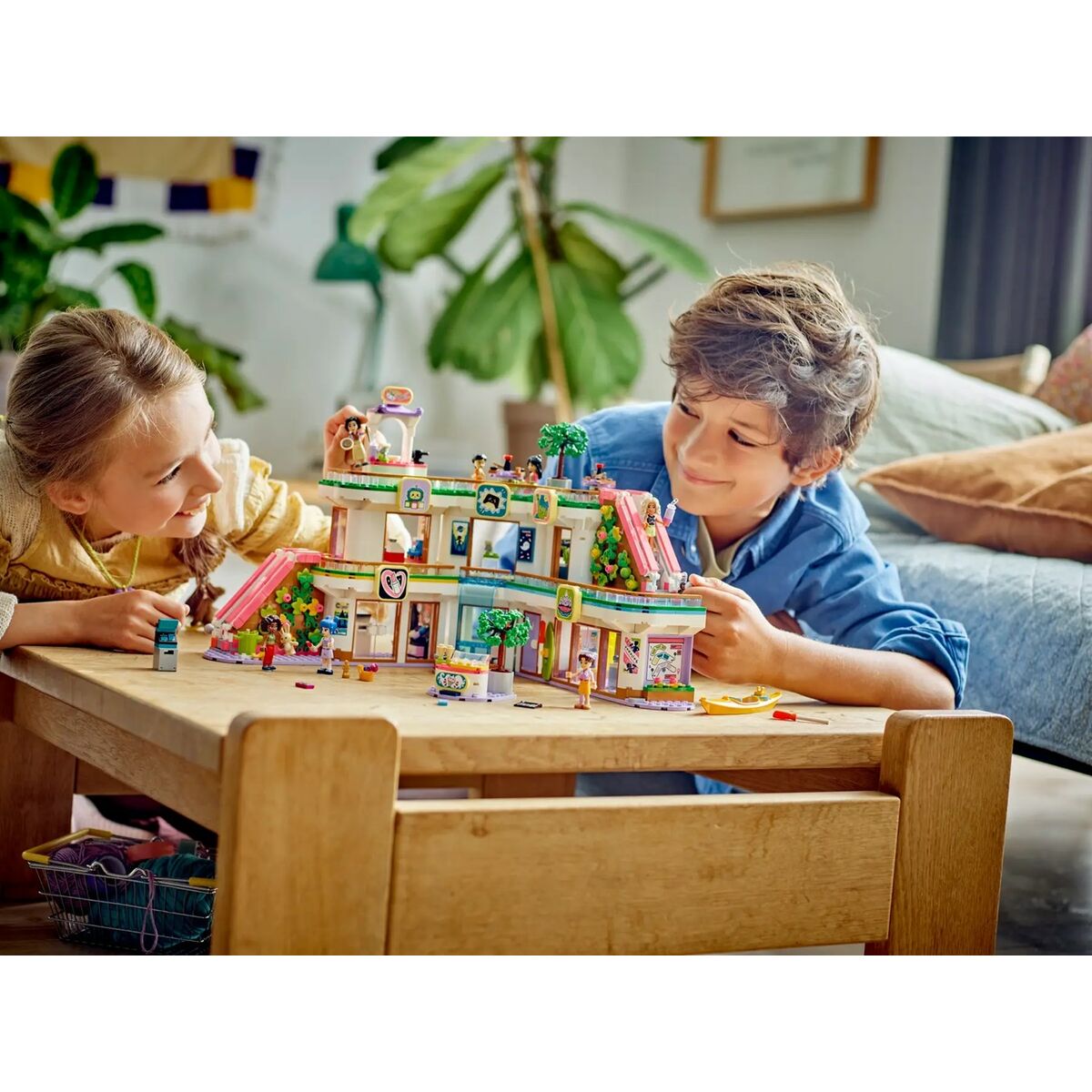 Playset Lego 42604 Heartlike city shopping mall - Jucarii si jocuri, Păpuși și figurine