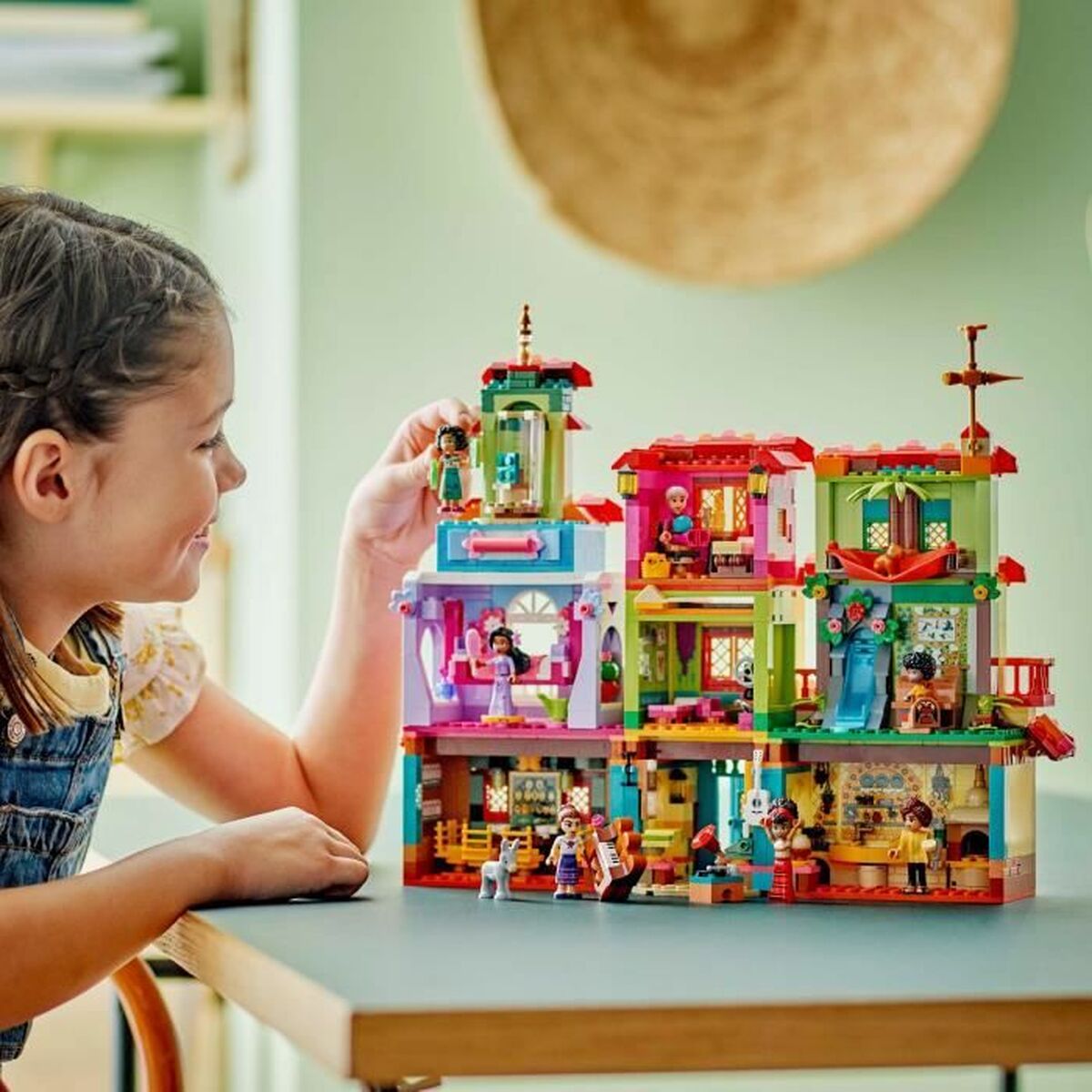 Set de Construcție Lego Encanto Madrigal's Magical House Multicolor - Jucarii si jocuri