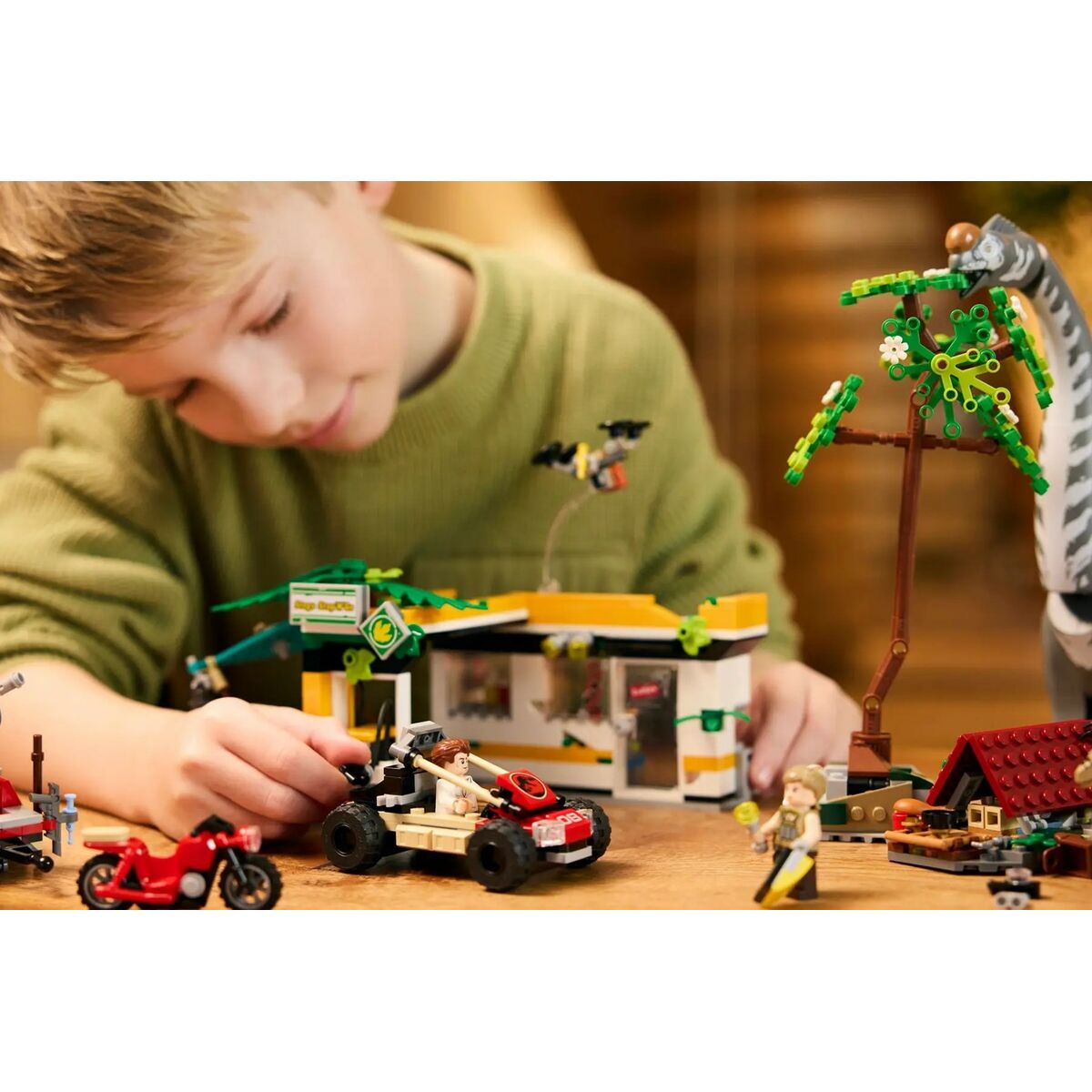 Set de Construcție Lego JURASSIC WORLD 76973 Raptor & Titanosaurus Tracking Mission 582 Piese - Jucarii si jocuri