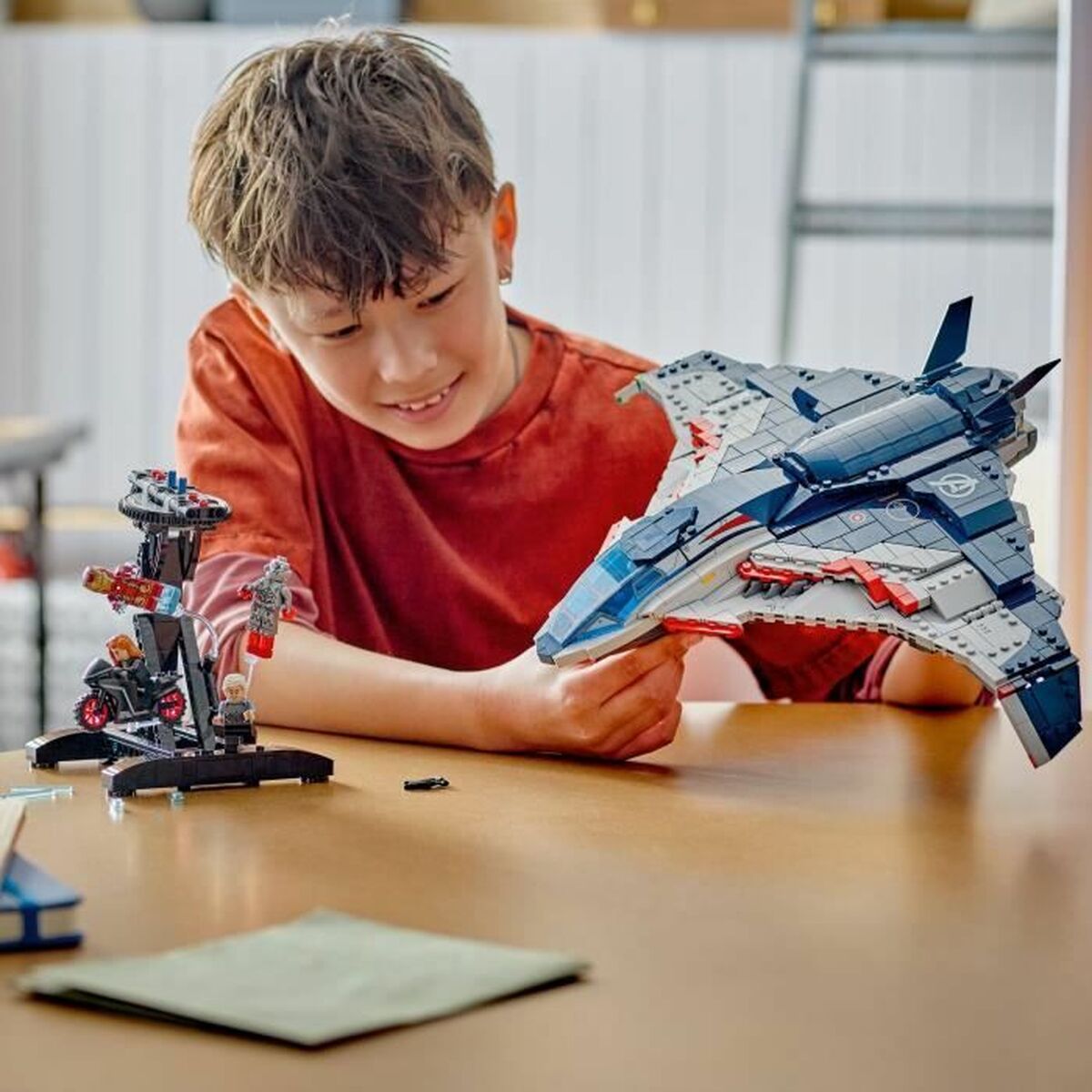 Set de Construcție Lego 76325 Age of Ultron Quinjet 1131 Piese - Jucarii si jocuri