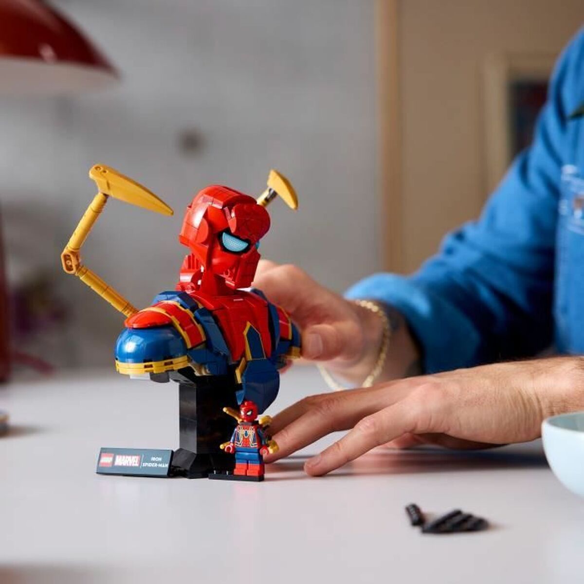 Set de Construcție Lego 76326 Iron Spider-Man Bust 379 Piese - Jucarii si jocuri