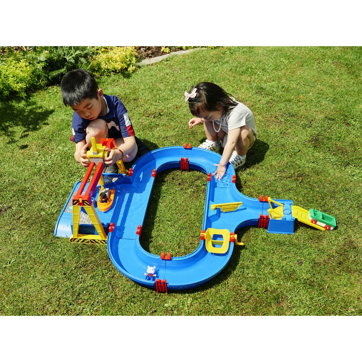 Circuit AquaPlay Port a Container + 3 ani Acustic - Jucarii si jocuri, Vehicule