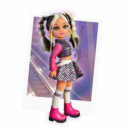 Păpușă Famosa Kuromi 42 cm - Jucarii si jocuri, Păpuși și accesorii